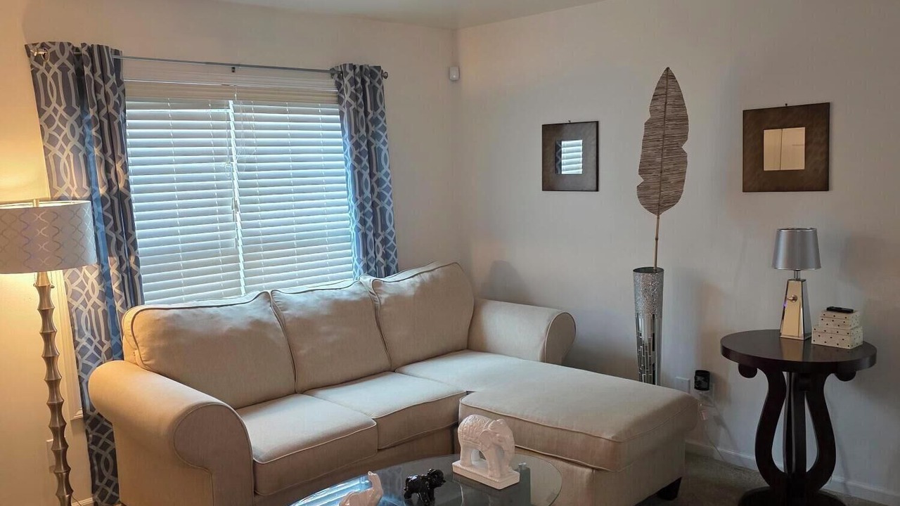 Photo of Livingroom in Idlewild