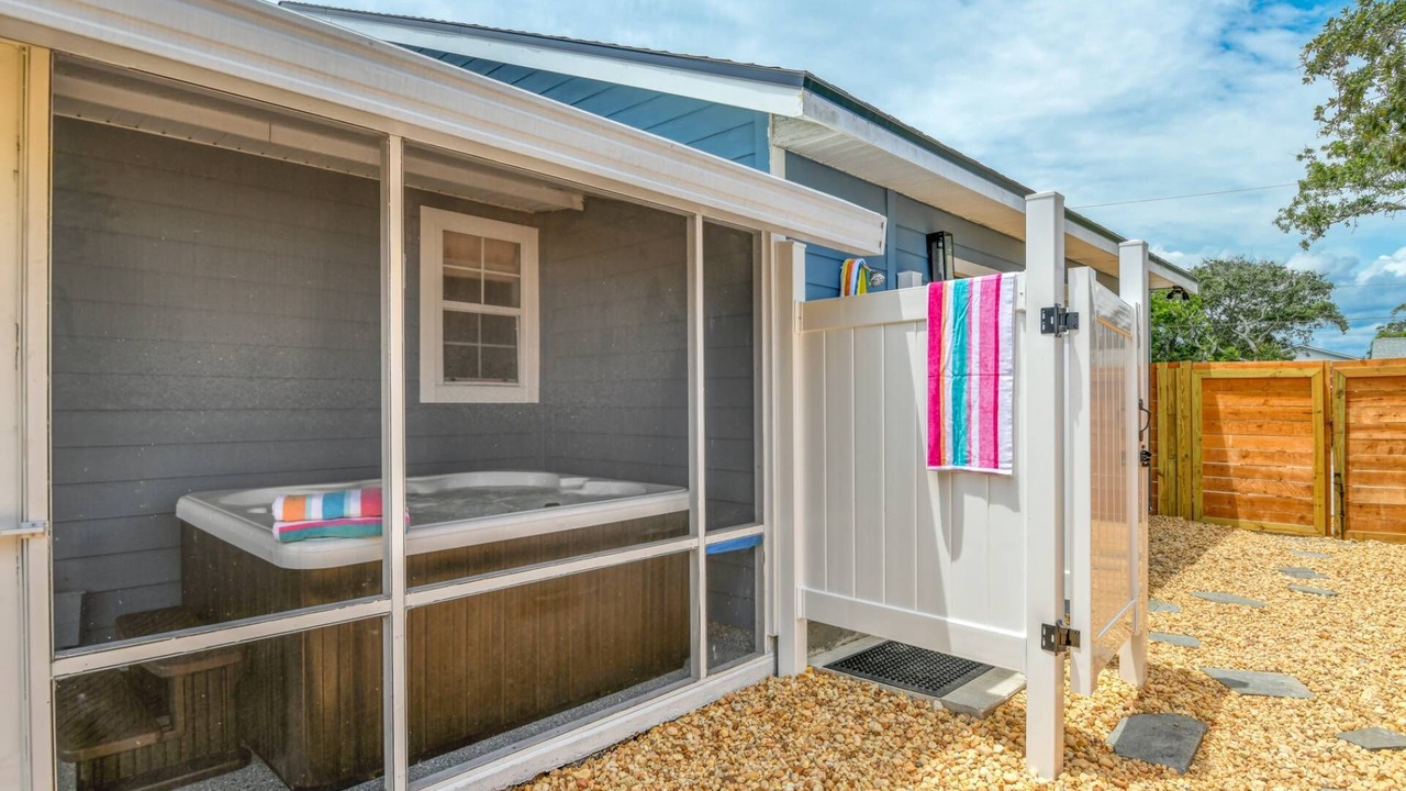 Photo of Patio Balcony in Butler Beach