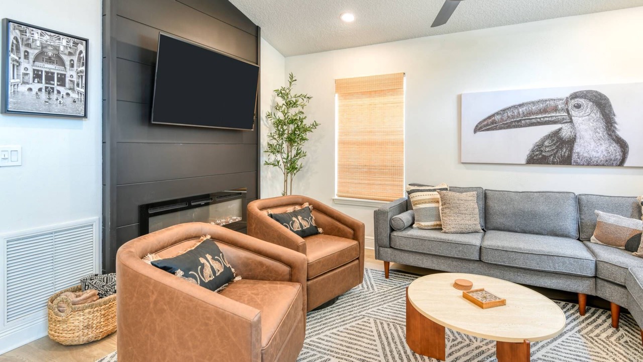 Photo of Livingroom in Butler Beach
