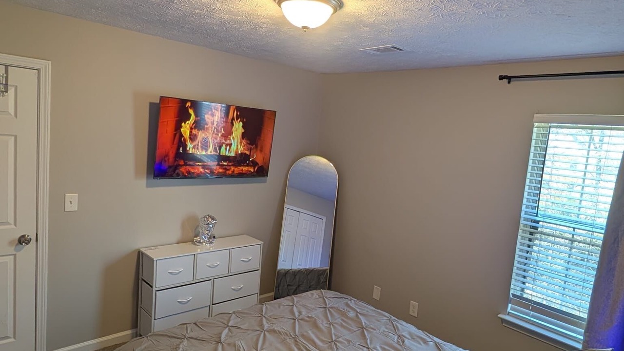 Photo of Bedroom in Conley