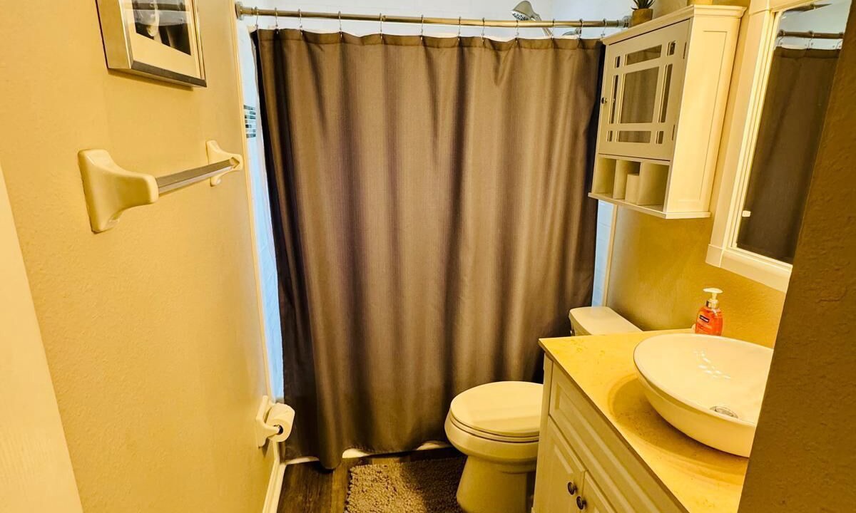 Photo of Bathroom in Pine Castle