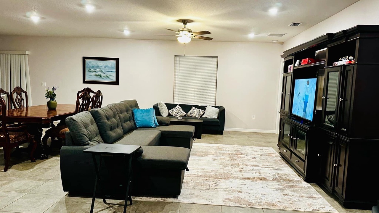 Photo of Livingroom in DeLand