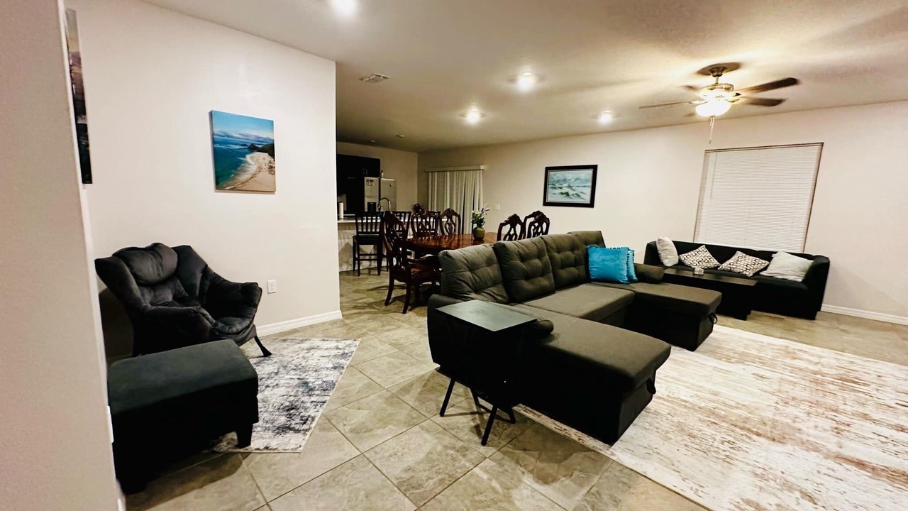 Photo of Livingroom in DeLand