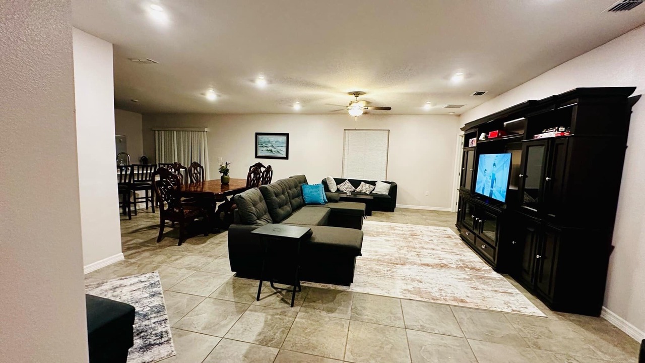 Photo of Livingroom in DeLand