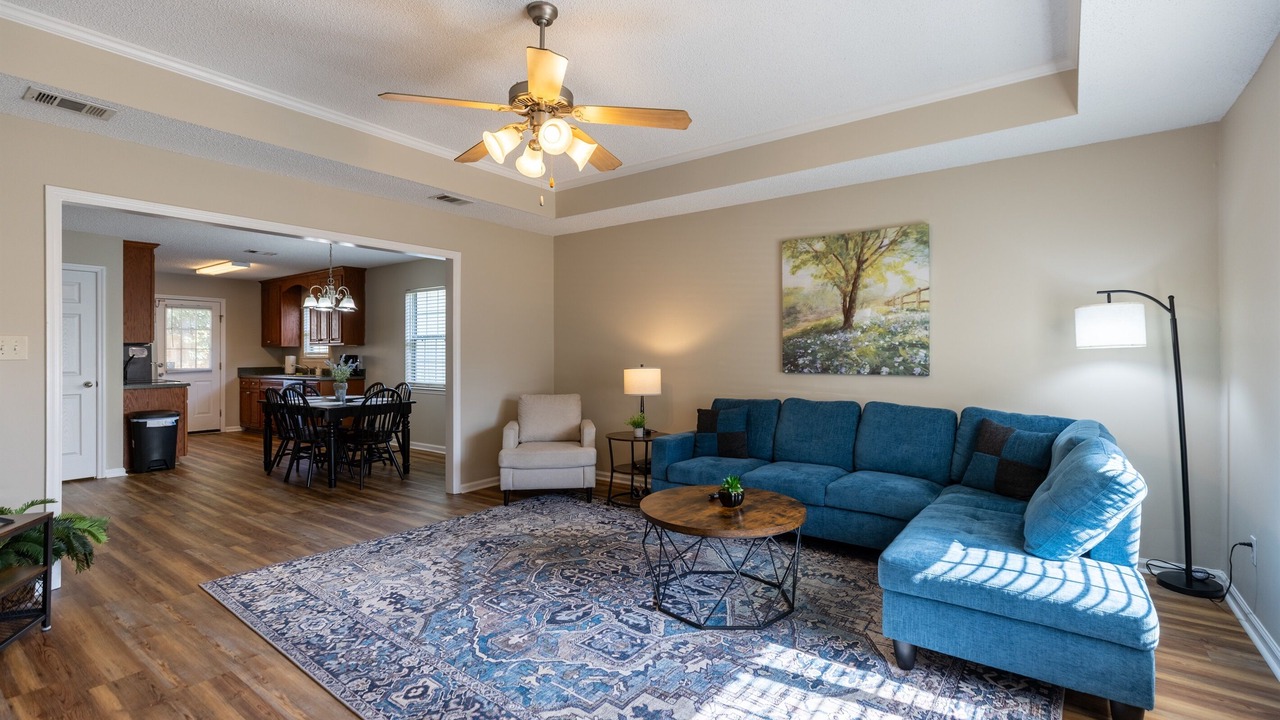 Photo of Livingroom in Valdosta