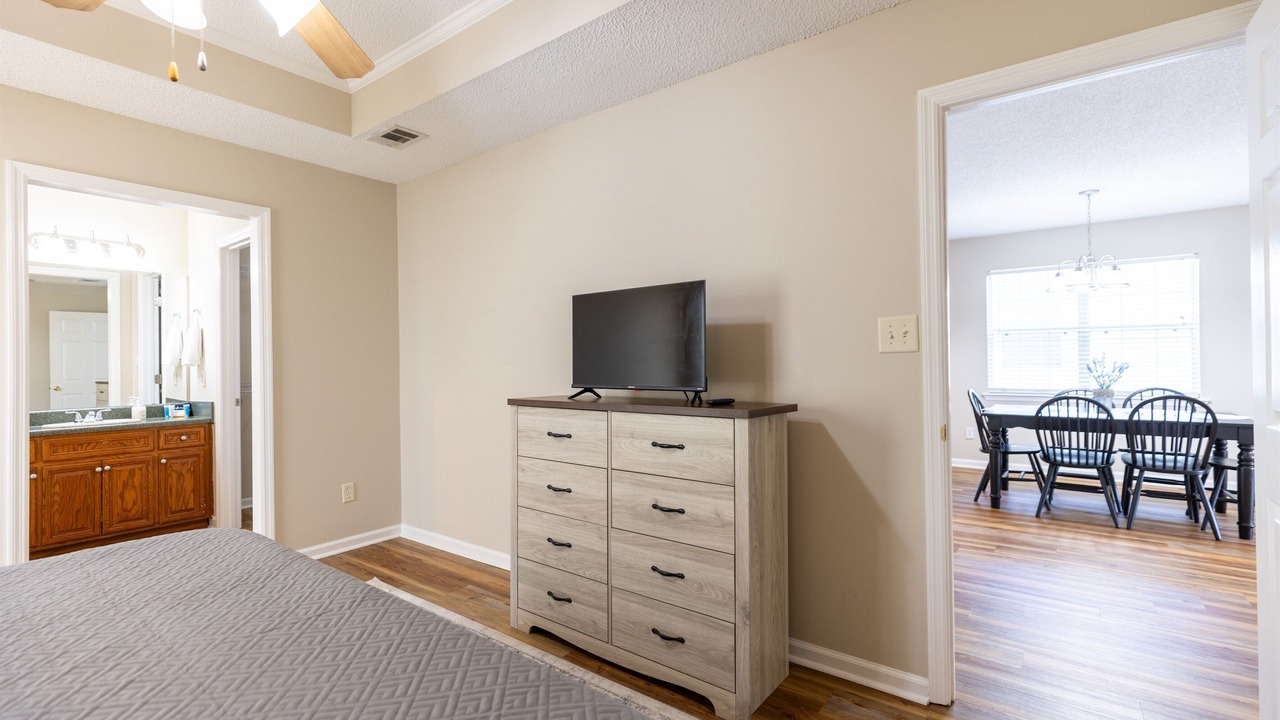 Photo of Bedroom in Valdosta