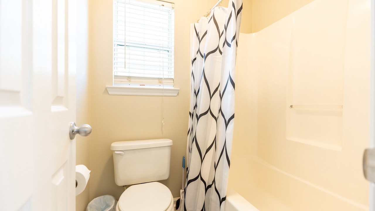 Photo of Bathroom in Valdosta
