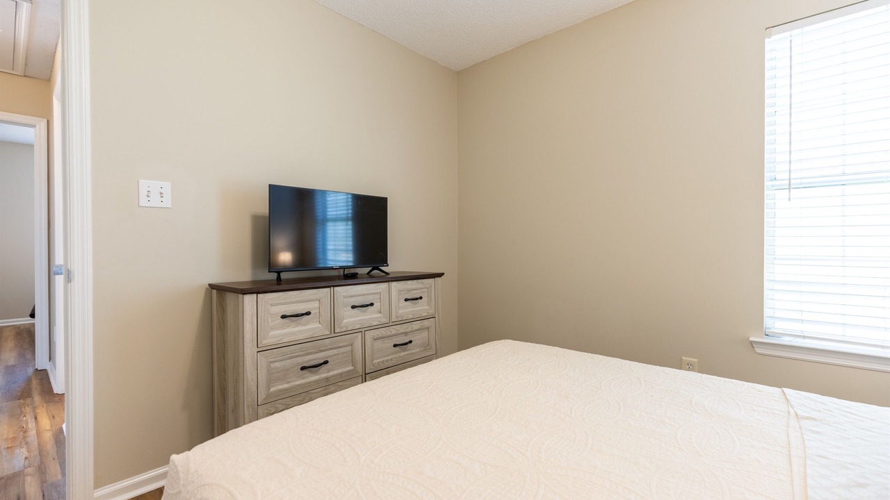 Photo of Bedroom in Valdosta
