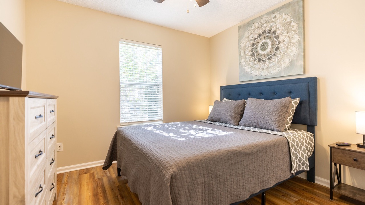Photo of Bedroom in Valdosta