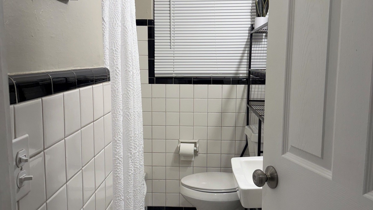 Photo of Bathroom in College Park