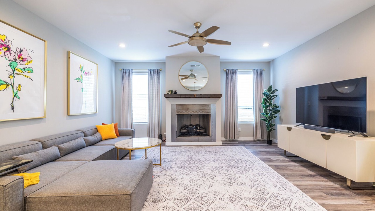 Photo of Livingroom in East Atlanta