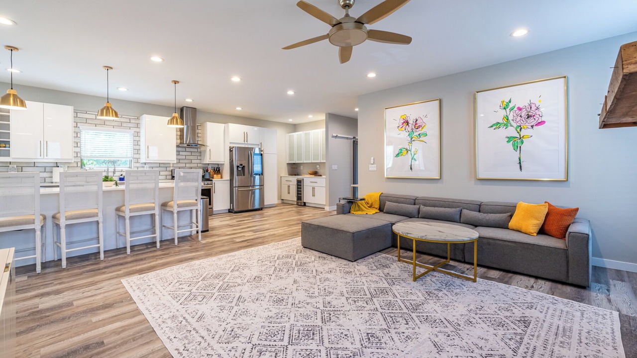 Photo of Livingroom in East Atlanta