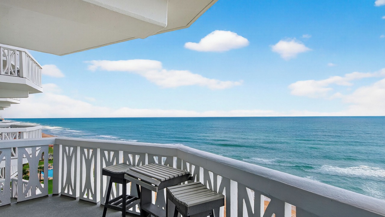 Photo of Patio Balcony in Ormond-by-the-Sea