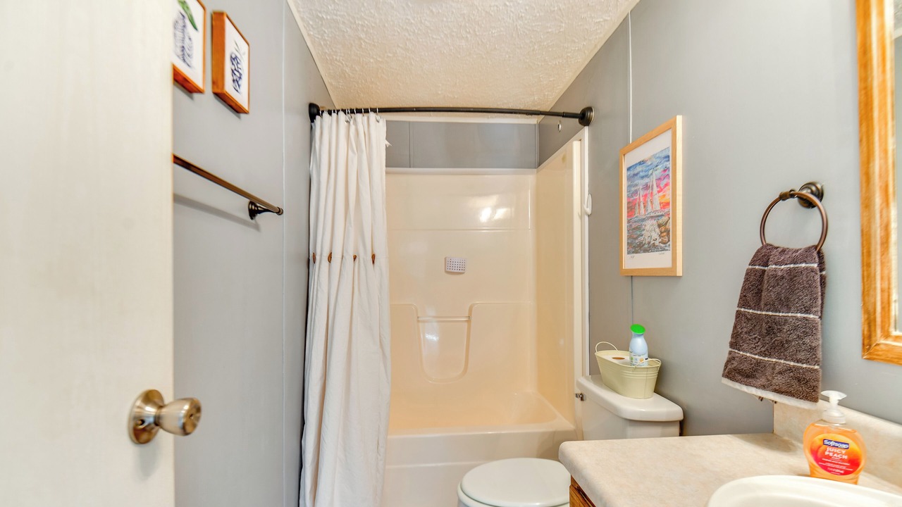 Photo of Bathroom in Milledgeville