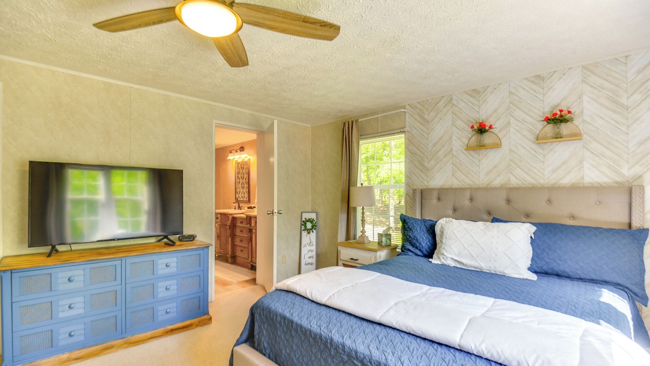 Photo of Bedroom in Milledgeville