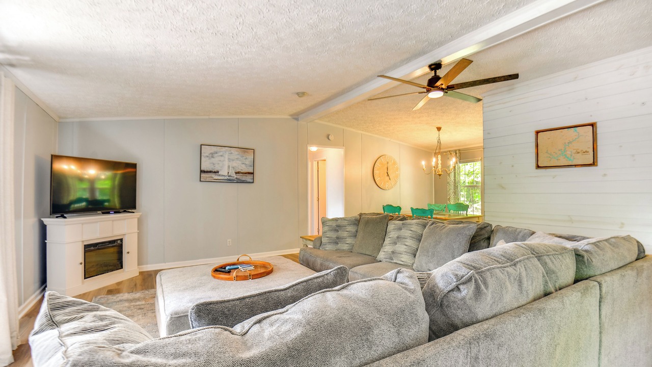 Photo of Livingroom in Milledgeville