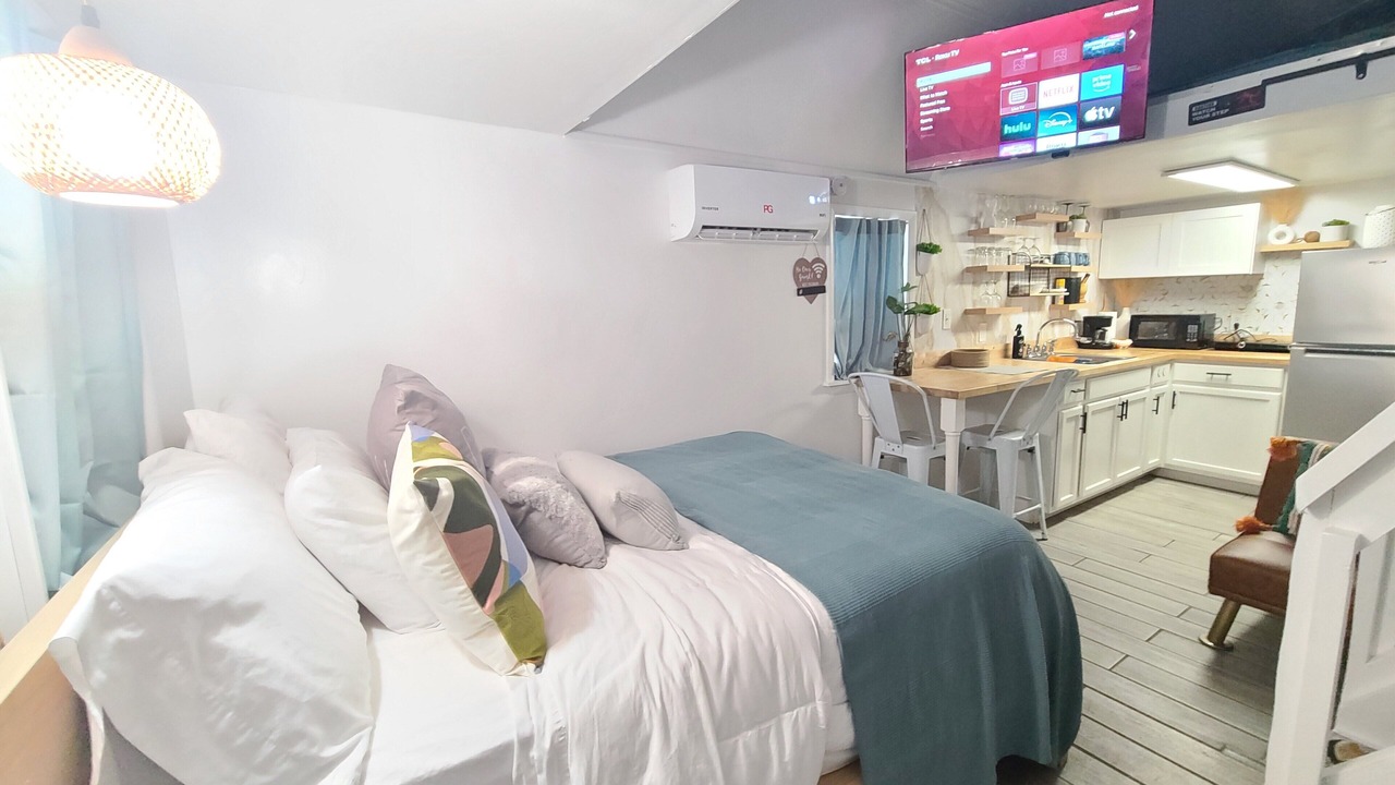 Photo of Bedroom in Casselberry