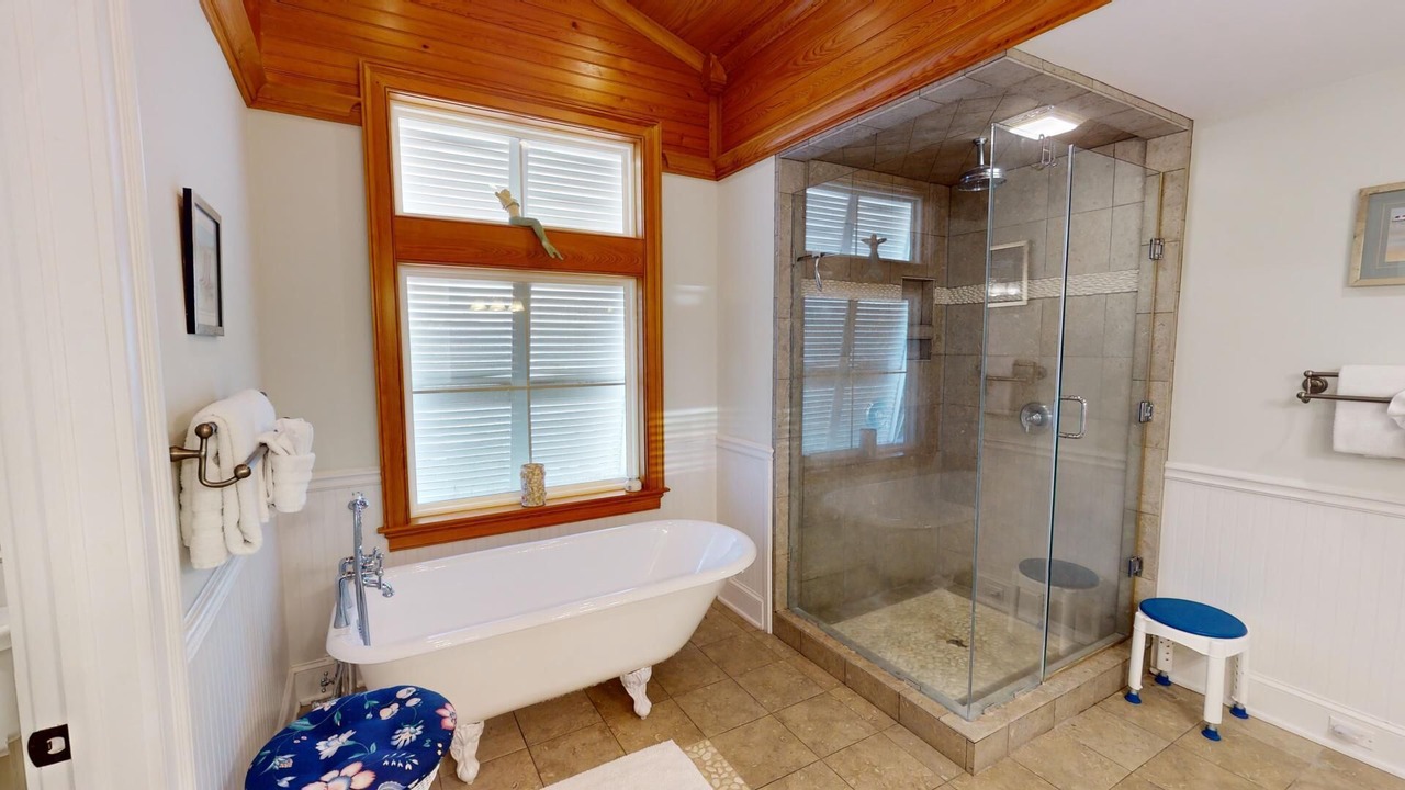 Photo of Bathroom in Tybee Island