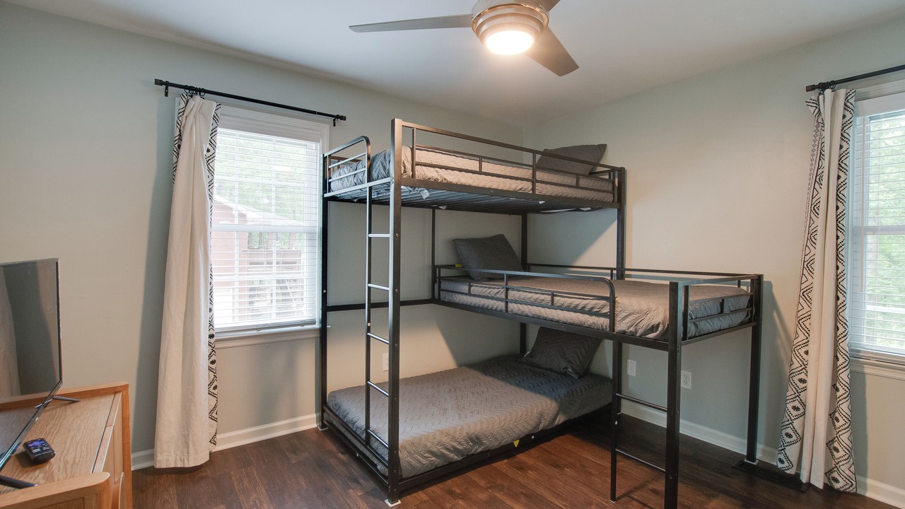 Photo of Bedroom in Normal