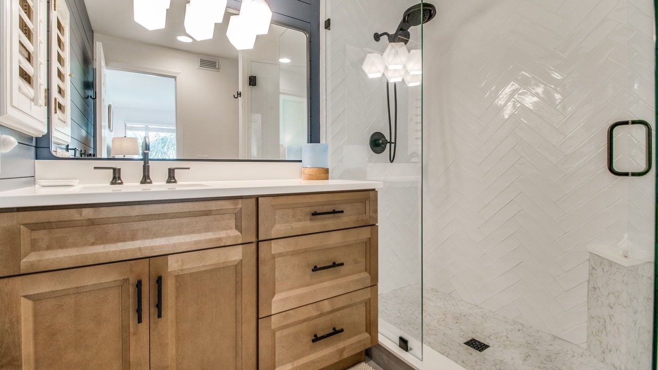 Photo of Bathroom in Ono Island