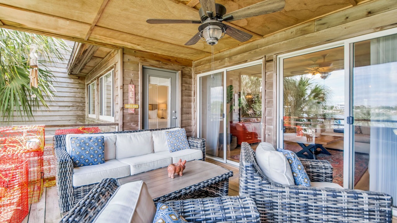 Photo of Patio Balcony in Ono Island