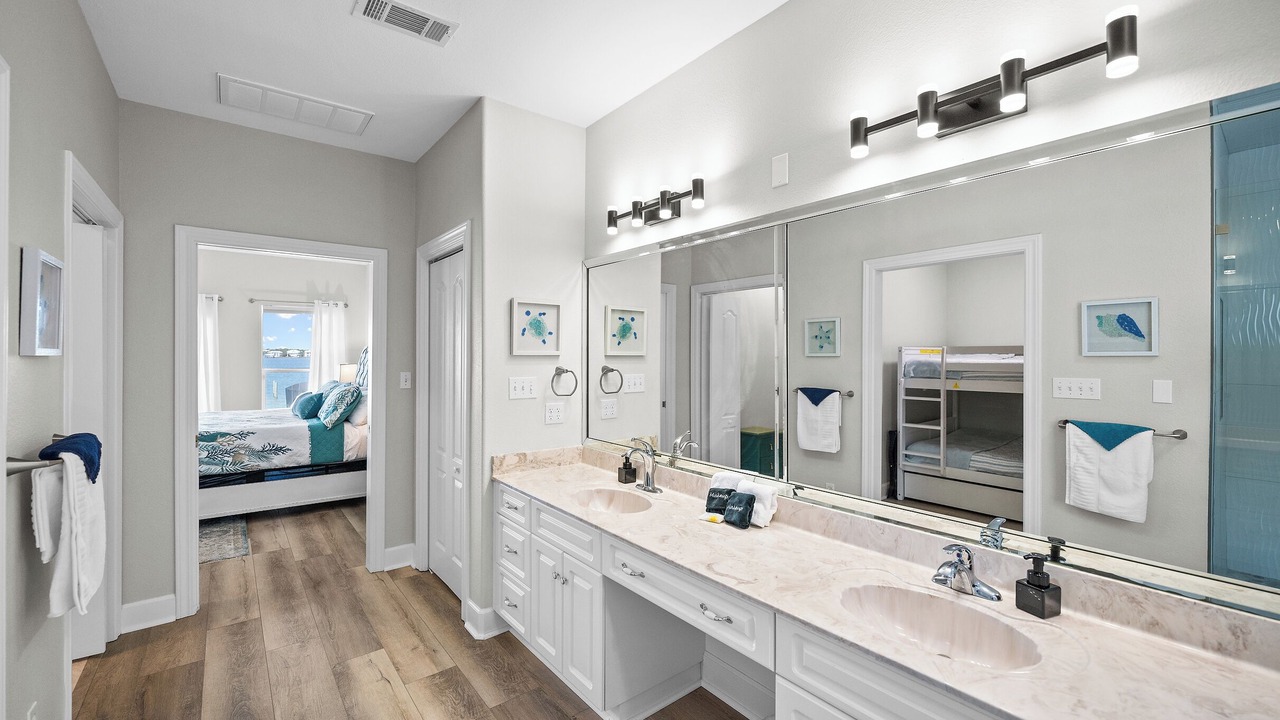 Photo of Bathroom in Ono Island