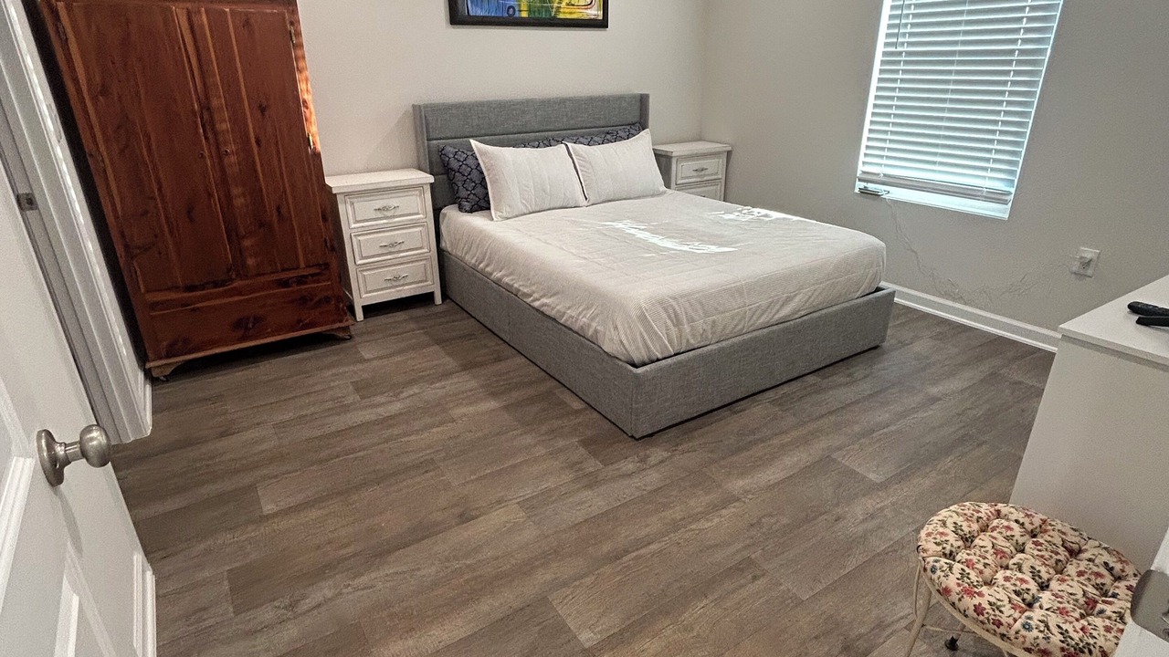 Photo of Bedroom in Foley