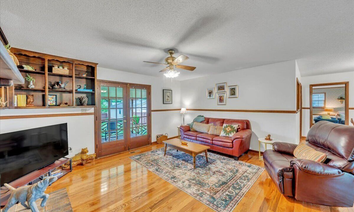 Photo of Bedroom in Scottsboro