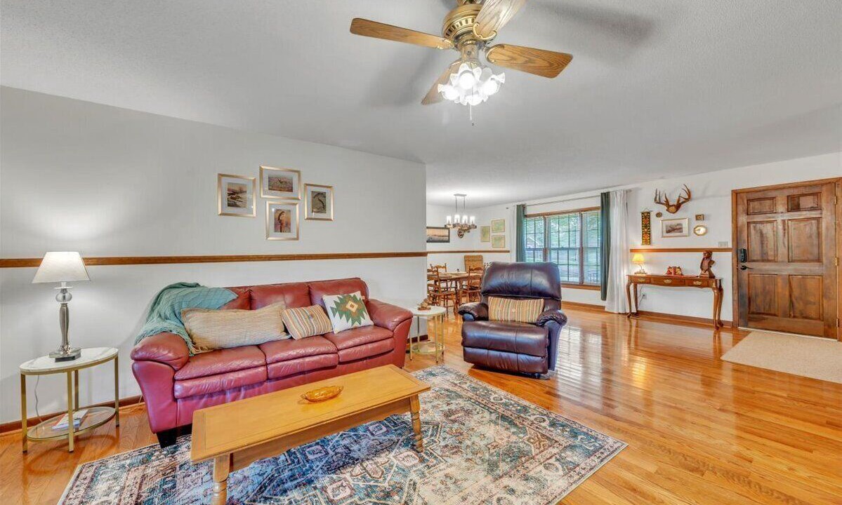Photo of Livingroom in Scottsboro