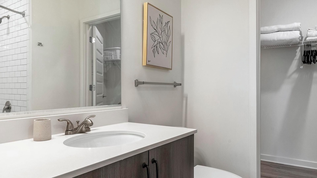 Photo of Bathroom in Mableton