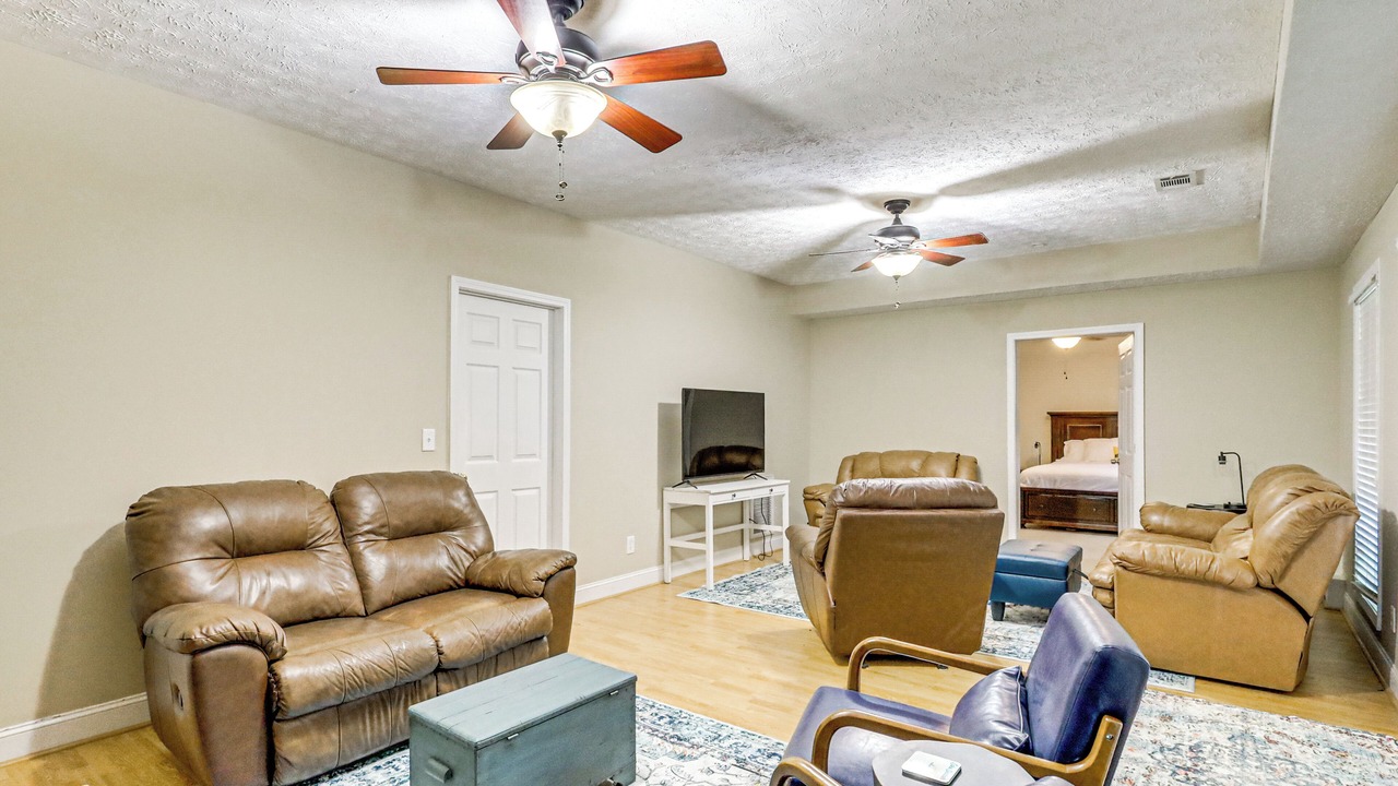 Photo of Bedroom in Eatonton