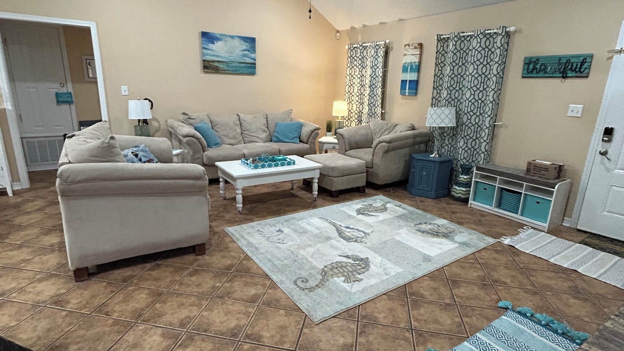 Photo of Livingroom in Gautier