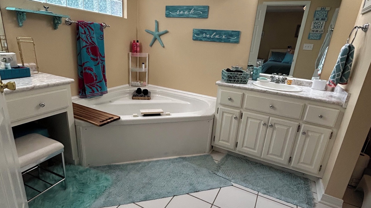Photo of Bathroom in Gautier