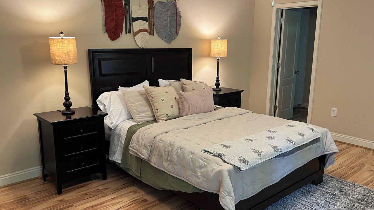 Photo of Bedroom in Ono Island