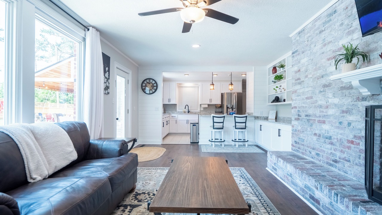 Photo of Livingroom in Valdosta