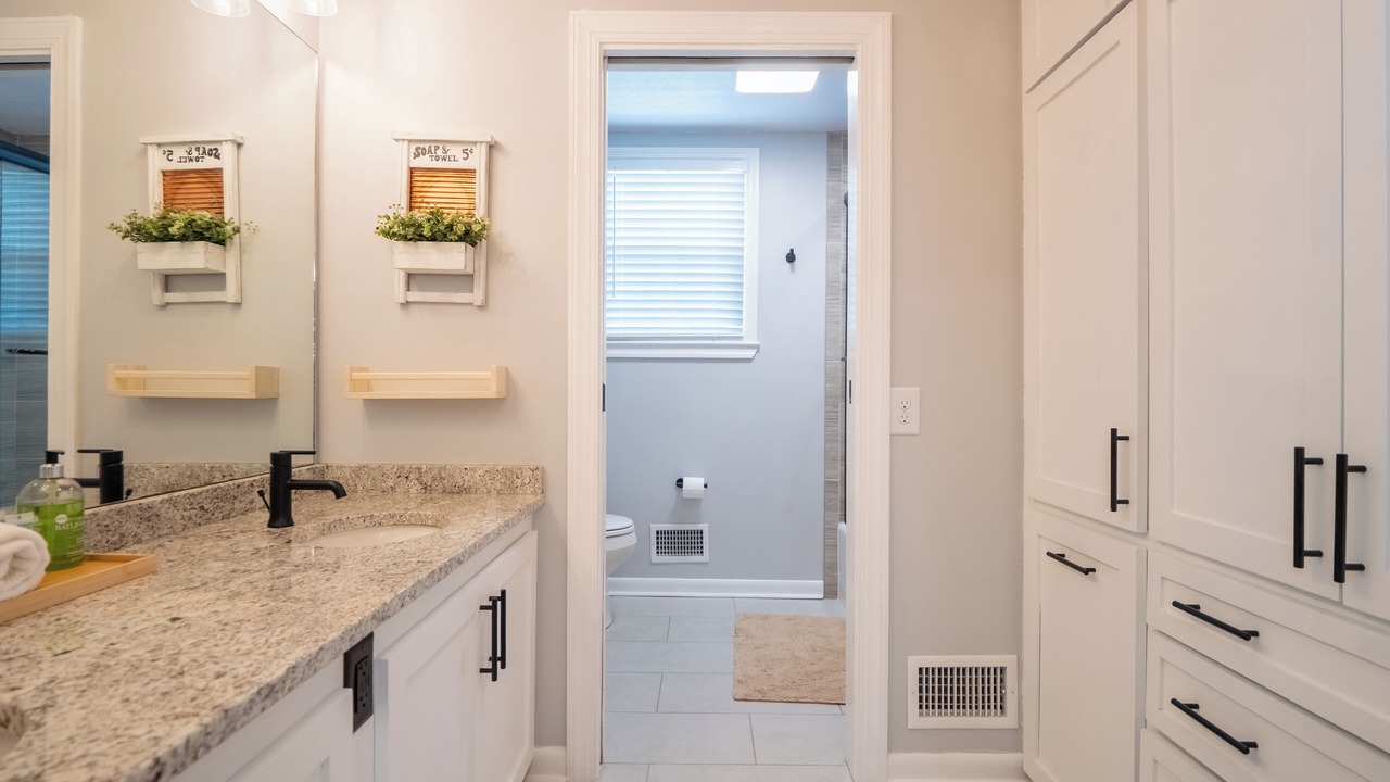 Photo of Bathroom in Valdosta