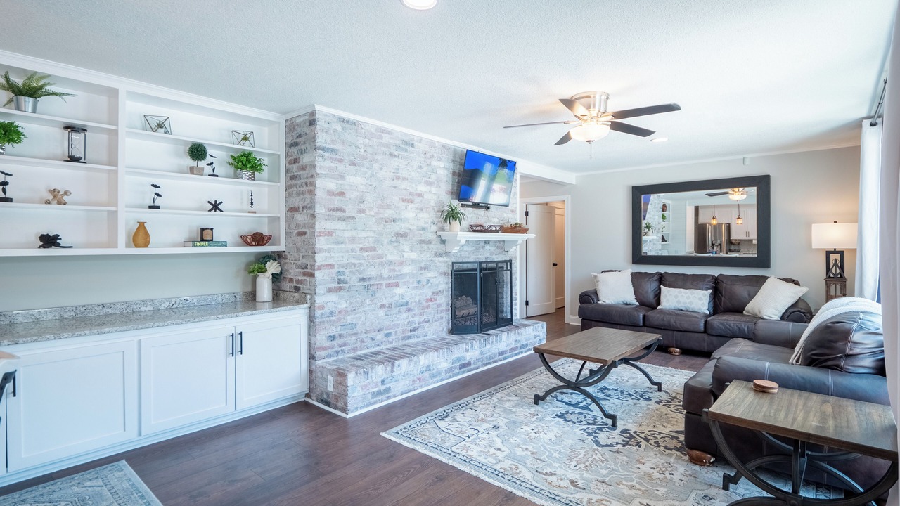 Photo of Livingroom in Valdosta