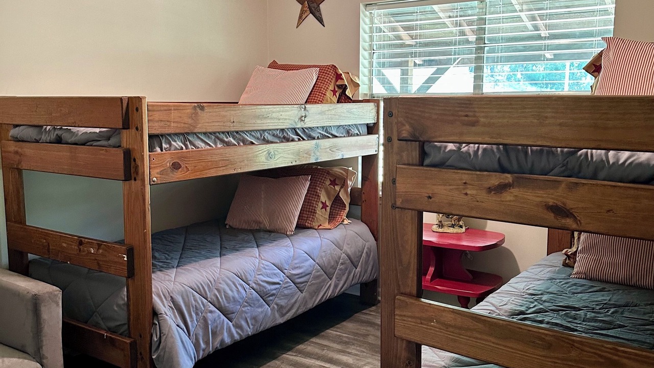 Photo of Bedroom in Autaugaville