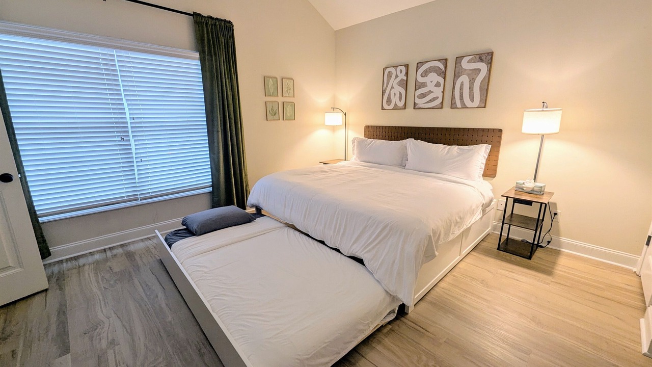 Photo of Bedroom in Thomas Square