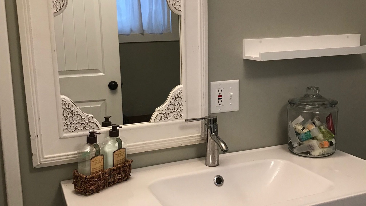 Photo of Bathroom in Twin Lake