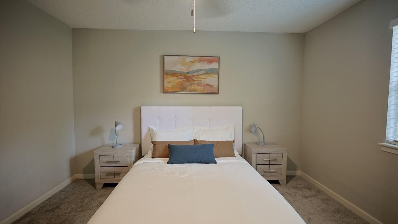 Photo of Bedroom in Tougaloo