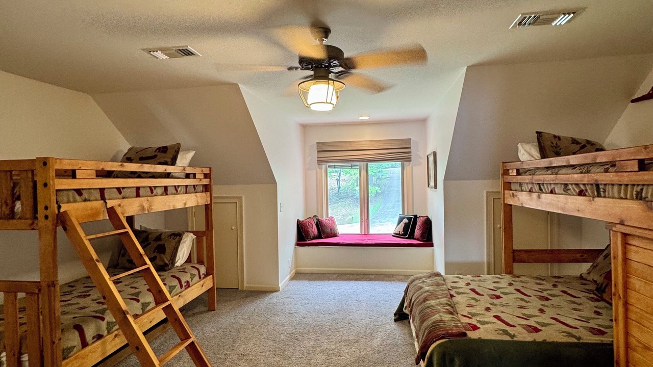Photo of Bedroom in Shady Bay
