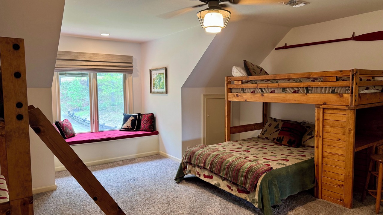 Photo of Bedroom in Shady Bay