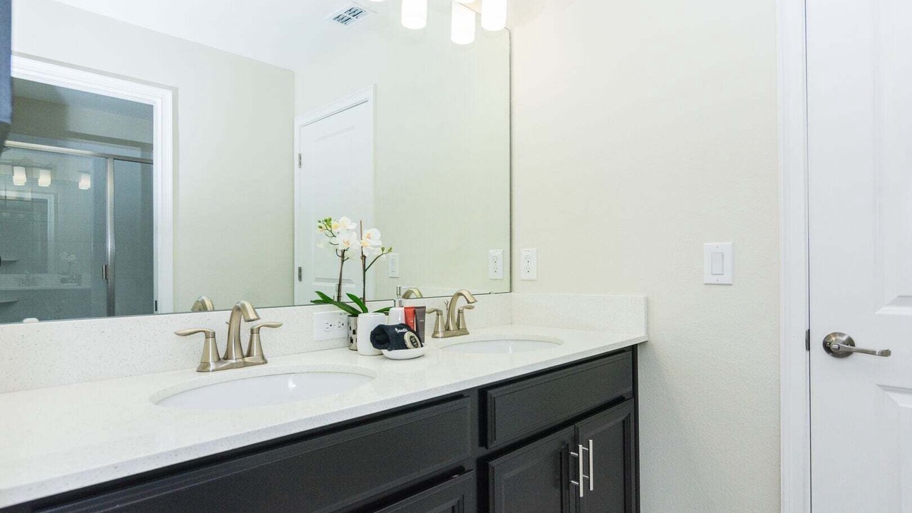 Photo of Bathroom in Davenport