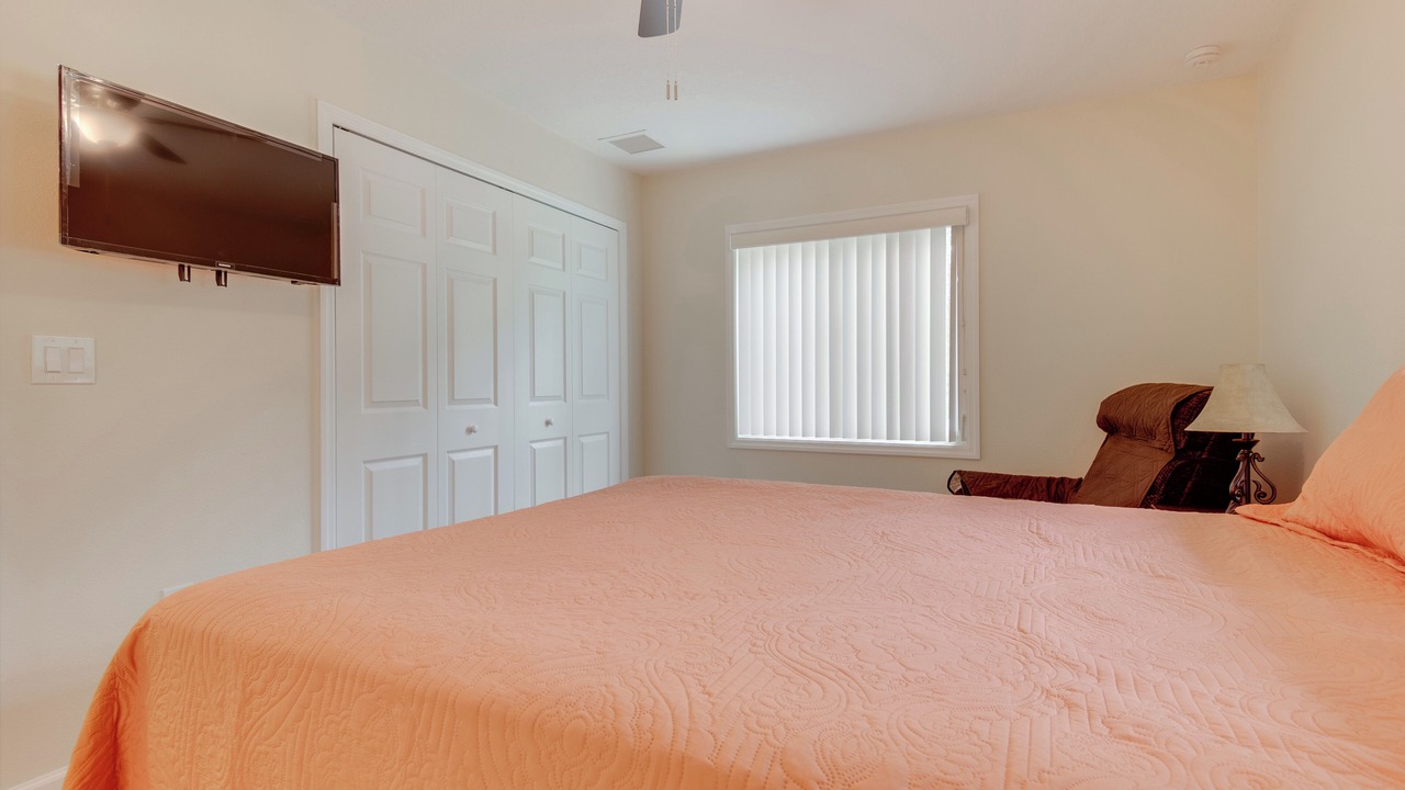Photo of Bedroom in Winter Springs