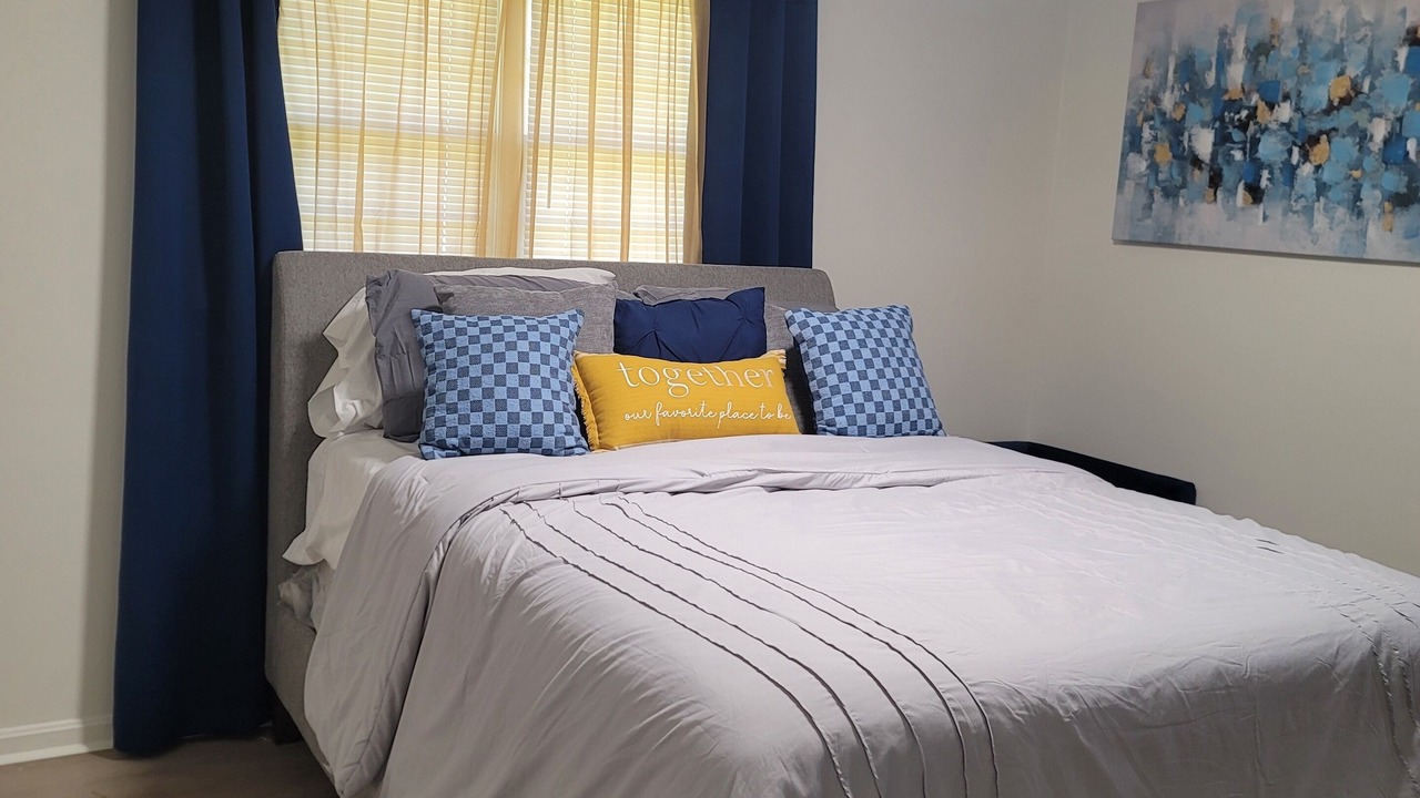 Photo of Bedroom in Tuscaloosa