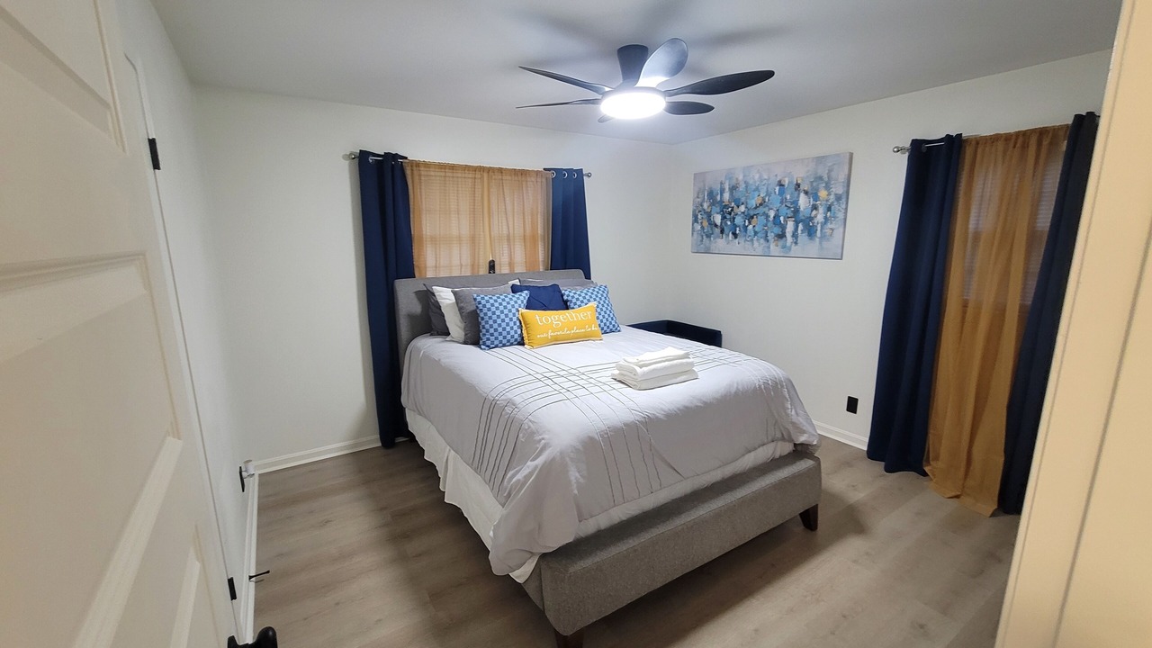 Photo of Bedroom in Tuscaloosa
