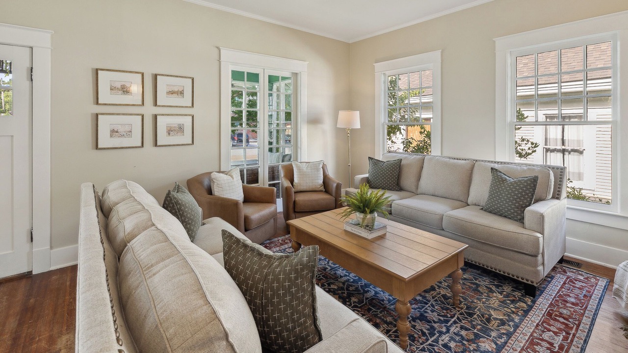 Photo of Livingroom in Laurel