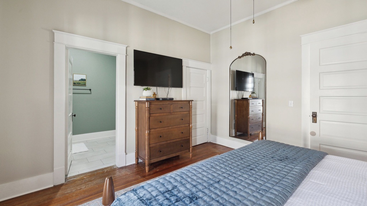 Photo of Bedroom in Laurel