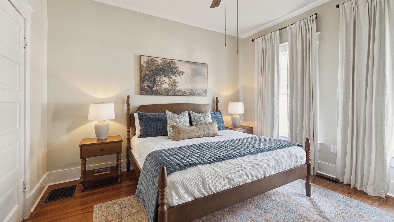 Photo of Bedroom in Laurel